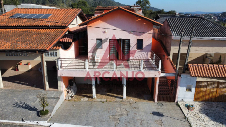 Casa com 4 Quartos à Venda, 130 m² em Barreiro - Mairiporã