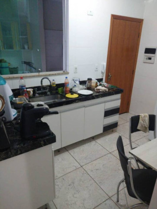 Imagem Apartamento com 3 Quartos à Venda, 60 m² em São João Batista - Belo Horizonte