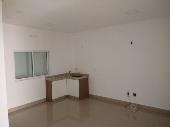 Imagem Sala Comercial para Alugar, 72 m² em Centro - Balneário Camboriú Imagem Sala Comercial para Alugar, 72 m² em Centro - Balneário Camboriú