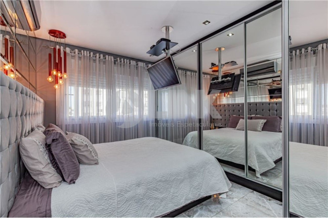 Imagem Apartamento com 2 Quartos à Venda, 66 m² em São Sebastião - Porto Alegre Imagem Apartamento com 2 Quartos à Venda, 66 m² em São Sebastião - Porto Alegre