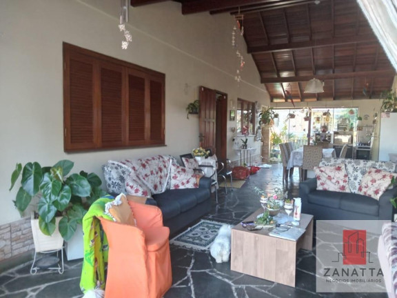 Imagem Casa com 3 Quartos à Venda, 396 m² em Tamandaré - Esteio