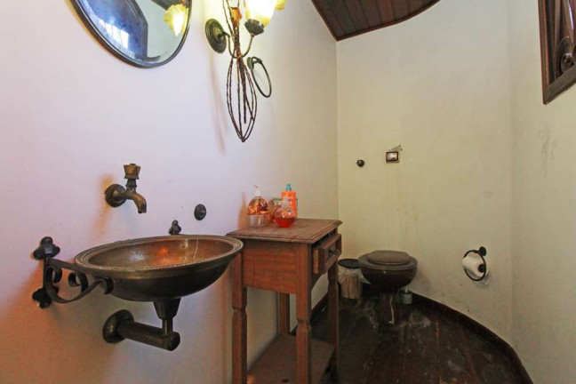 Imagem Casa com 4 Quartos à Venda, 458 m² em Partenon - Porto Alegre Imagem Casa com 4 Quartos à Venda, 458 m² em Partenon - Porto Alegre