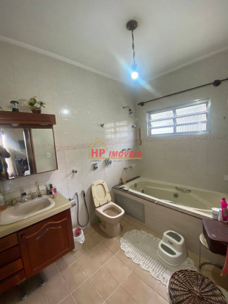 Imagem Casa com 7 Quartos à Venda, 250 m² em Bela Vista - Osasco Imagem Casa com 7 Quartos à Venda, 250 m² em Bela Vista - Osasco
