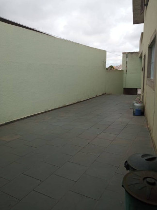 Imagem Casa com 3 Quartos à Venda, 235 m² em Parque Gerassi - Santo André