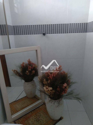 Imagem Sobrado com 3 Quartos à Venda, 274 m² em Embaré - Santos Imagem Sobrado com 3 Quartos à Venda, 274 m² em Embaré - Santos