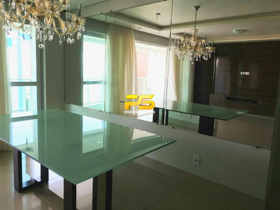 Imagem Apartamento com 4 Quartos à Venda, 175 m²
