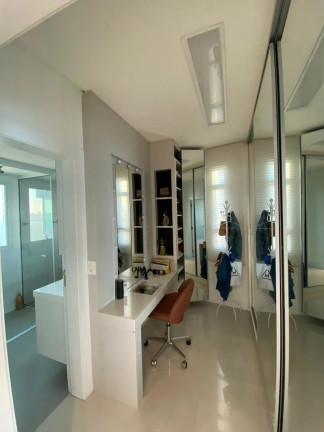 Imagem Apartamento com 4 Quartos à Venda, 228 m² em Centro - Balneário Camboriú Imagem Apartamento com 4 Quartos à Venda, 228 m² em Centro - Balneário Camboriú