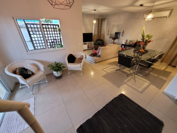 Imagem Casa com 3 Quartos à Venda, 204 m² em Edson Queiroz - Fortaleza