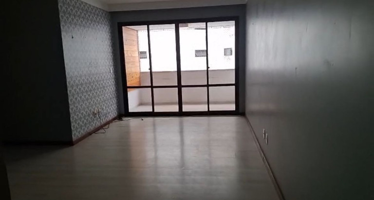 Imagem Apartamento com 4 Quartos à Venda, 94 m² em Candeal - Salvador