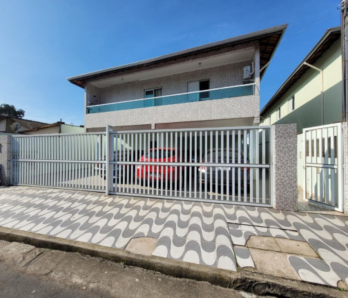 Sobrado com 2 Quartos à Venda, 68 m² em Tupi - Praia Grande
