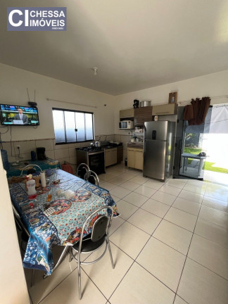 Imagem Casa com 2 Quartos à Venda, 300 m² em Espinheiros - Itajaí