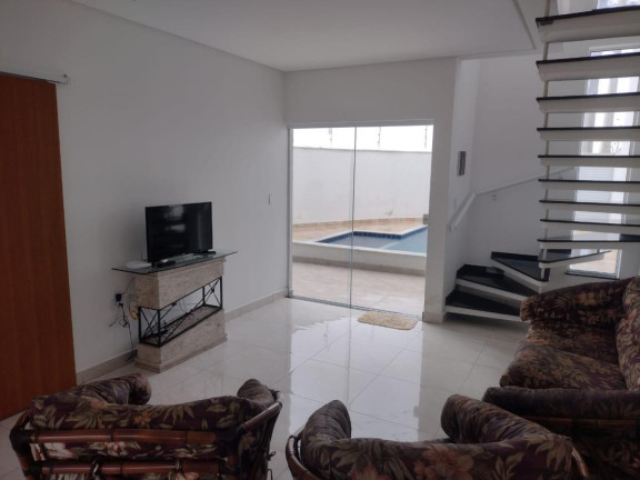 Imagem Casa com 3 Quartos à Venda, 156 m² em Jardim Regina - Itanhaém Imagem Casa com 3 Quartos à Venda, 156 m² em Jardim Regina - Itanhaém