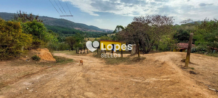 Imagem Imóvel com 1 Quarto à Venda, 46 m² em área Rural De Amparo - Amparo