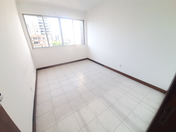 Imagem Apartamento com 4 Quartos à Venda, 138 m² em Jardim Apipema - Salvador