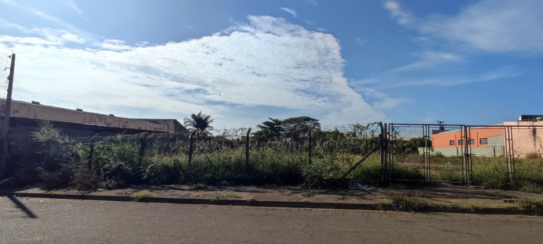 Imagem Terreno à Venda, 900 m² em Jardim Esmeralda - Limeira Imagem Terreno à Venda, 900 m² em Jardim Esmeralda - Limeira