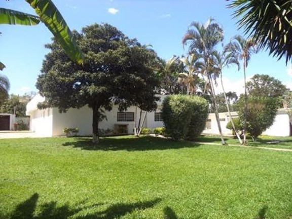 Imagem Casa com 3 Quartos à Venda, 301 m² em Jardim Ipe - Atibaia Imagem Casa com 3 Quartos à Venda, 301 m² em Jardim Ipe - Atibaia