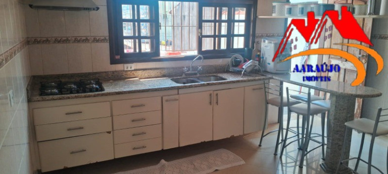 Casa com 3 Quartos à Venda, 234 m² em Cipava - Osasco