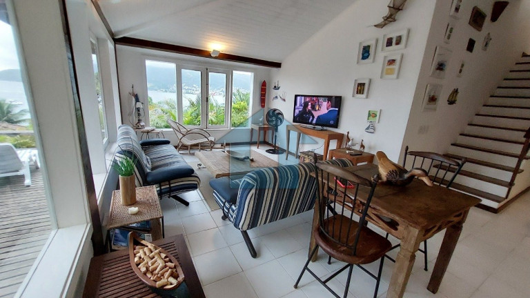 Casa com 5 Quartos para Alugar,  em Marinas - Angra Dos Reis