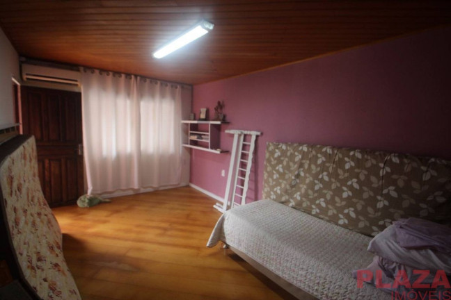 Imagem Casa com 9 Quartos à Venda, 260 m² em Centro - Balneário Camboriú