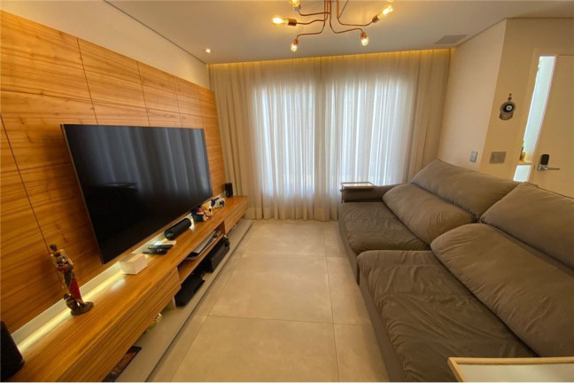 Imagem Casa com 4 Quartos à Venda, em Mooca - São Paulo Imagem Casa com 4 Quartos à Venda, em Mooca - São Paulo