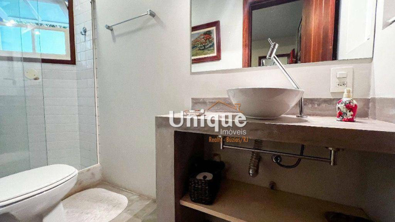 Imagem Casa com 5 Quartos à Venda, 201 m² em João Fernandes - Armação Dos Búzios
