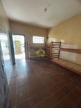 Casa com 5 Quartos à Venda, 210 m² em Centro - Ubatuba