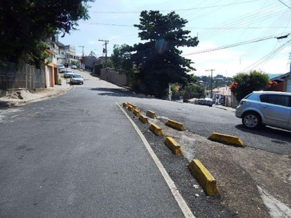 Imagem Casa com 2 Quartos à Venda, 300 m² em Vila Junqueira - Atibaia