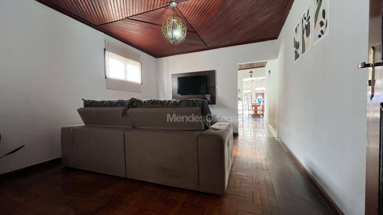 Imagem Casa com 3 Quartos à Venda, 221 m² em Centro - Votorantim Imagem Casa com 3 Quartos à Venda, 221 m² em Centro - Votorantim