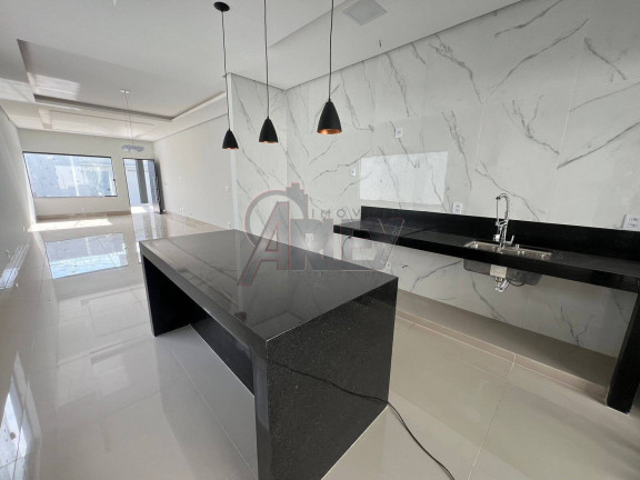 Imagem Casa com 3 Quartos à Venda, 360 m² em Todos Os Santos - Montes Claros Imagem Casa com 3 Quartos à Venda, 360 m² em Todos Os Santos - Montes Claros