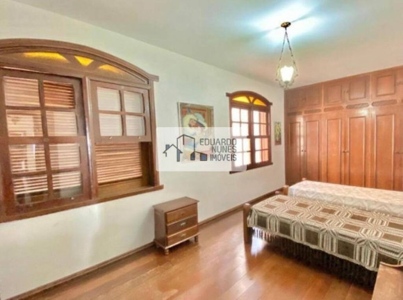 Imagem Casa com 5 Quartos à Venda,  em Mangabeiras - Belo Horizonte
