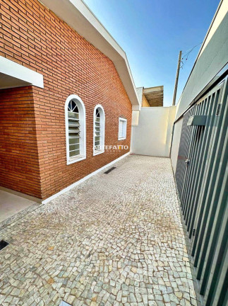 Imóvel com 3 Quartos à Venda, 288 m²
