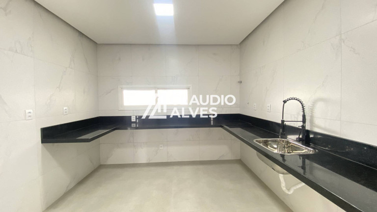 Imagem Casa de Condomínio com 4 Quartos à Venda, 229 m² em Sim - Feira De Santana Imagem Casa de Condomínio com 4 Quartos à Venda, 229 m² em Sim - Feira De Santana