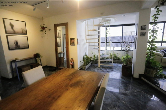 Imagem Cobertura com 3 Quartos à Venda, 240 m² em Horto Florestal - Salvador