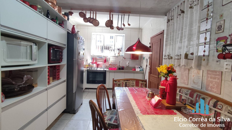 Imagem Casa com 4 Quartos à Venda, 180 m² em Boqueirão - Santos