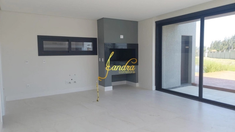 Imagem Casa de Condomínio com 4 Quartos à Venda, 270 m² em Remanso - Xangri-la