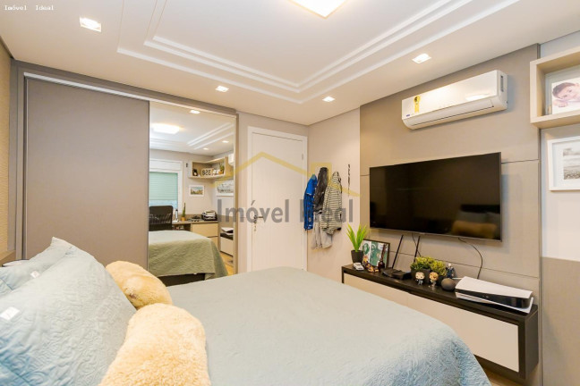 Imagem Casa com 4 Quartos à Venda, 200 m² em Jardim Das Américas - Curitiba Imagem Casa com 4 Quartos à Venda, 200 m² em Jardim Das Américas - Curitiba