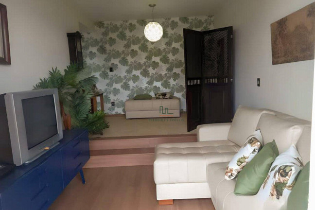 Apartamento com 3 Quartos à Venda ou Locação, 300 m² em Centro - Niterói