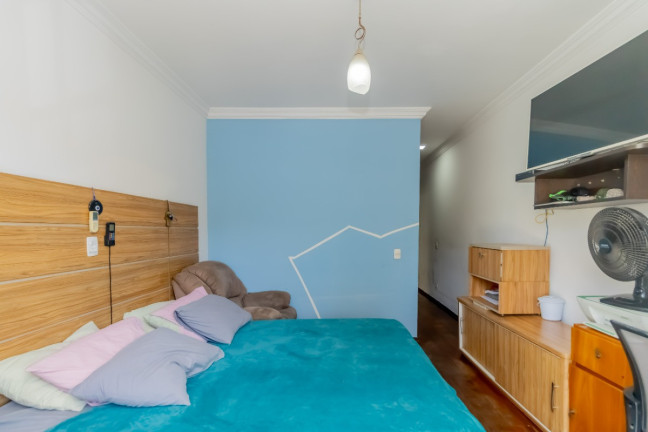 Imagem Sobrado com 4 Quartos à Venda, 385 m² em Vila Canero - São Paulo