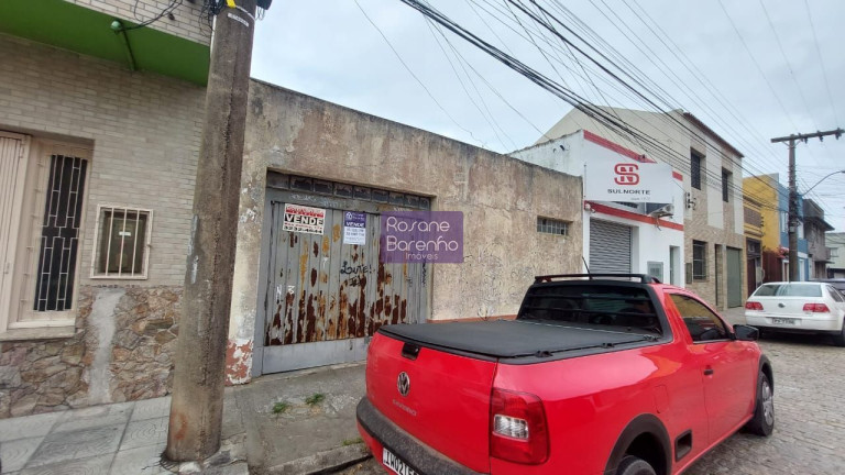 Terreno à Venda, 240 m² em Centro - Rio Grande
