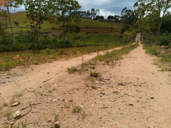 Imagem Fazenda à Venda, 120 m² em Centro - Paraibuna Imagem Fazenda à Venda, 120 m² em Centro - Paraibuna