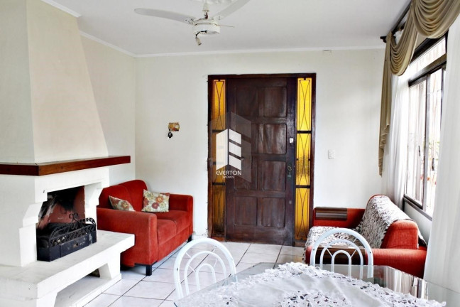 Imagem Casa com 4 Quartos à Venda, 120 m² em Patronato - Santa Maria Imagem Casa com 4 Quartos à Venda, 120 m² em Patronato - Santa Maria
