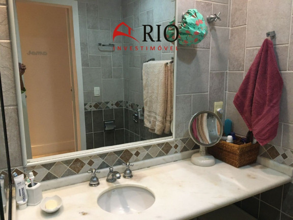 Imagem Imóvel com 3 Quartos à Venda, 127 m² em Barra Da Tijuca - Rio De Janeiro Imagem Imóvel com 3 Quartos à Venda, 127 m² em Barra Da Tijuca - Rio De Janeiro