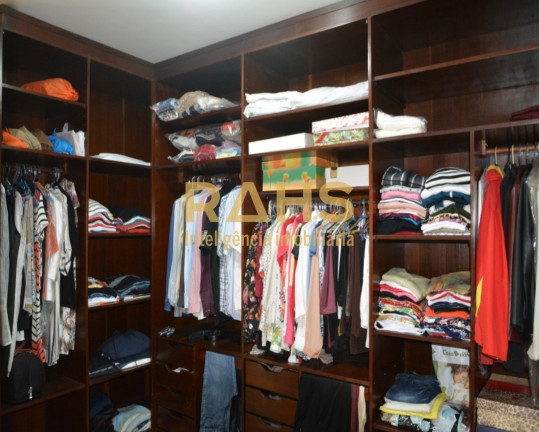 Imagem Casa de Condomínio com 4 Quartos à Venda, 460 m² em Saguaçu - Joinville Imagem Casa de Condomínio com 4 Quartos à Venda, 460 m² em Saguaçu - Joinville