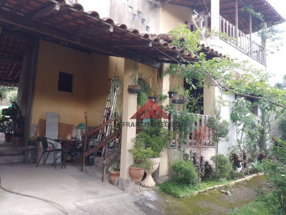 Imagem Casa com 3 Quartos à Venda, 160 m² em Bom Retiro - São Gonçalo Imagem Casa com 3 Quartos à Venda, 160 m² em Bom Retiro - São Gonçalo