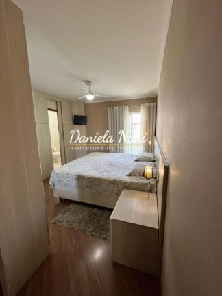 Imagem Sobrado com 3 Quartos à Venda, 239 m² em Vila Scarpelli - Santo André