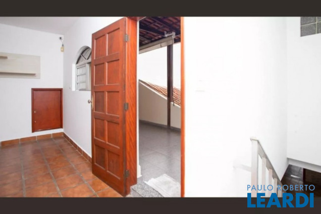 Imagem Casa com 3 Quartos à Venda, 343 m² em Campestre - Santo André Imagem Casa com 3 Quartos à Venda, 343 m² em Campestre - Santo André