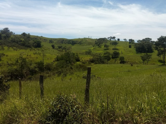 Chácara à Venda, 400.000 m² em Barreiro - Taubaté