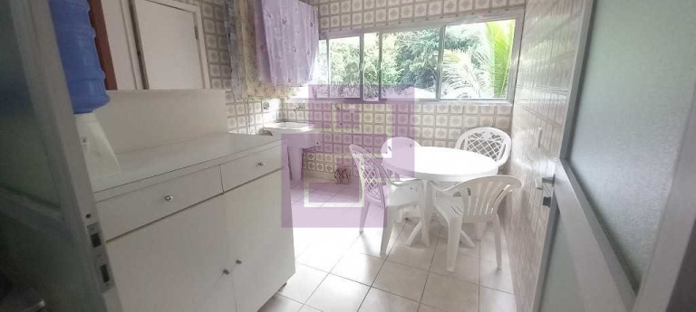 Imagem Apartamento com 2 Quartos à Venda, 170 m² em Pitangueiras - Guarujá