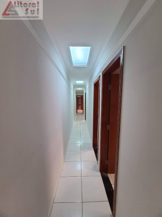 Imagem Casa com 3 Quartos à Venda, 124 m² em Maracanã - Praia Grande Imagem Casa com 3 Quartos à Venda, 124 m² em Maracanã - Praia Grande