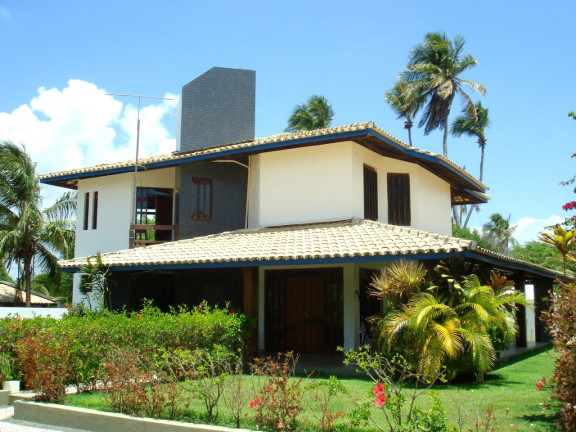 Casa com 4 Quartos à Venda, 313 m² em Guarajuba (monte Gordo) - Camaçari